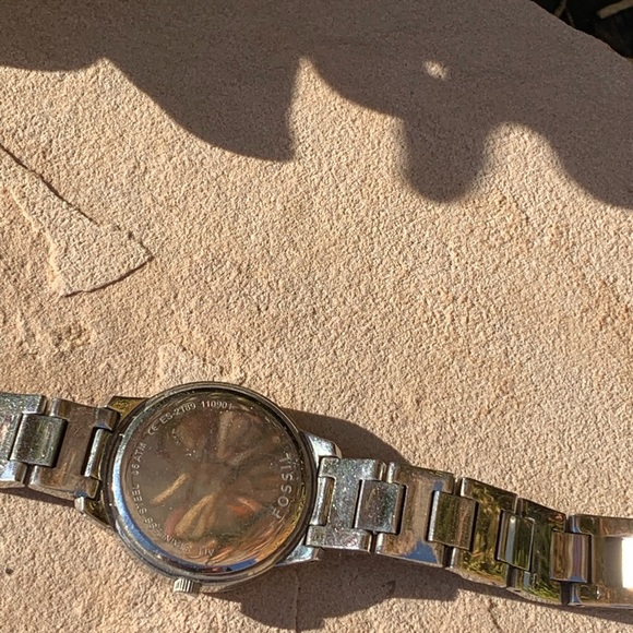 Fossil ES 2189 Crystallized and Pink Watch - Picture 5 of 8